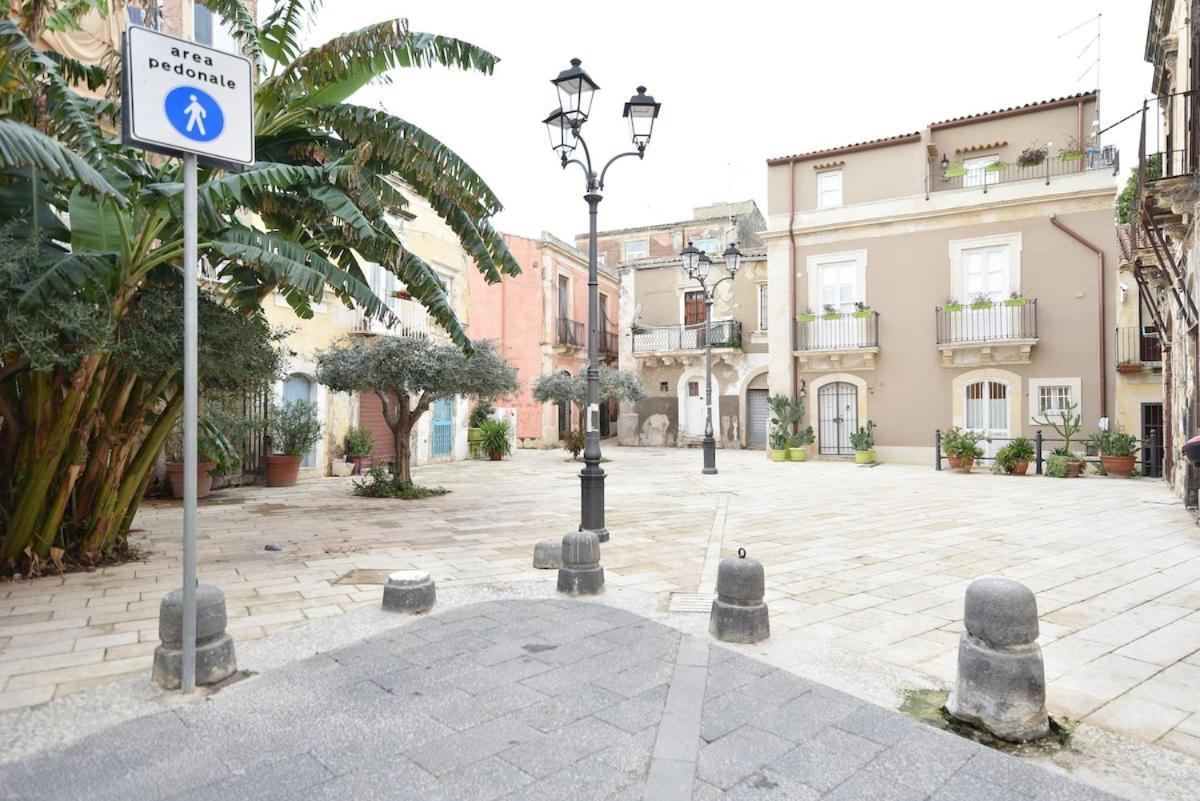 Апартаменты La Piazzetta Сиракузы Экстерьер фото